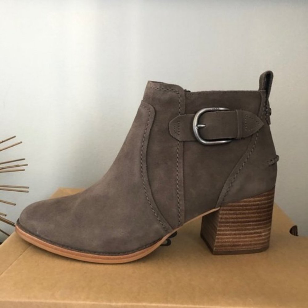 UGG Leahy Suede Ankle Boot, BROWN Size 12, NWT - Picture 2 of 14